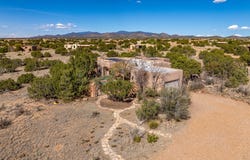 1 Sabroso Place, Santa Fe, NM 87508