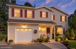 23 Dolphin Way, Waretown, NJ 08758