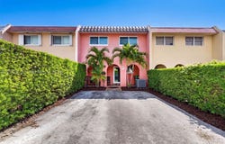 6965 W 2nd Way, Hialeah, FL 33014