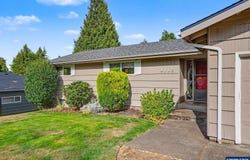 4182 Barrett St S, Salem, OR 97302