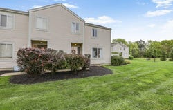 5233 Captains Court, Columbus, OH 43220