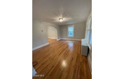 7 Elm Ct, Wynantskill, NY 12198
