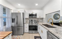 7807 Golf Cir Drive, Margate, FL 33063