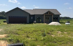 150 Benfield, Headland, AL 36345
