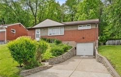 5393 Overland Trl, Baldwin Boro, PA 15236