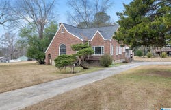 611 NE CLARK STREET, CULLMAN, AL 35055