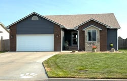 1956 Cochise Ave, McPherson, KS 67460