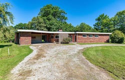 10788 US Highway 50, Aurora, IN 47001