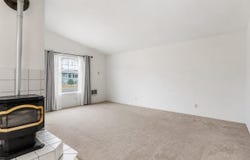 127 E Coolidge, Crescent City, CA 95531