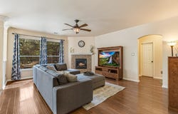 2002 McIllwain Cv, Cedar Park, TX 78613