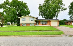 1421 Denver Drive, Plainfield, IN 46168