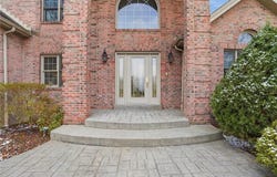 1000 Fawn Valley Dr, Cecil, PA 15317