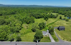 1771 U.S. 44, Modena, NY 12548