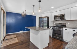 545 E COOLIDGE Avenue, APPLETON, WI 54915