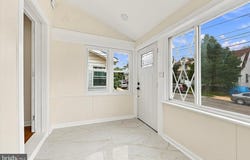 210 MARSHALL Avenue, DARBY, PA 19023