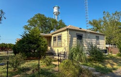 510 First St, Prairie View, KS 67664