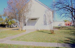 101 E Commerce, San Saba, TX 76877