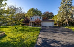 672 Gasberry Lane, Webster, NY 14580