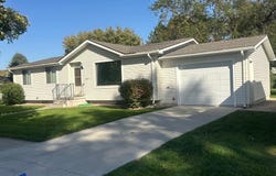 203 S Greeley St, Scotia, NE 68875