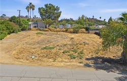 175 Platino Dr, Menifee, CA 92586