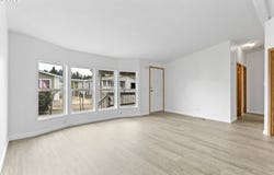 1000 S MCKERN Ct, Newberg, OR 97132