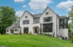 8912 GALLANT GREEN Drive, MCLEAN, VA 22102