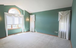 1825 Golf View Drive, River Falls, WI 54022