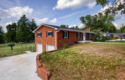 106 Dartmouth Circle, Oak Ridge, TN 37830