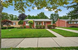 1382 Key W Drive, Troy, MI 48083