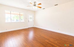 633 Tutt Avenue, Taft, TX 78390