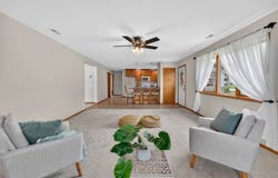 222 W 2nd, Carroll, IA 51401