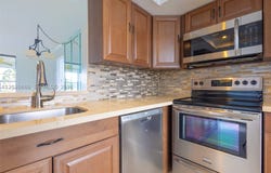 7350 NW 18th St, Margate, FL 33063
