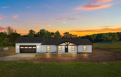 24672 Farm Road 2012, Crane, MO 65633