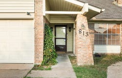 813 Via Avenida, Mesquite, TX 75150