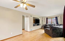 3848 E Solon Road, Richmond, IL 60071