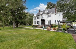 9 High Park Boulevard, Amherst, NY 14226