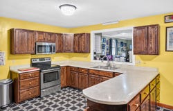 106 MINNA DR, SHENANDOAH, VA 22849