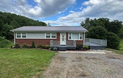 298 Link Road, Galax, VA 24333