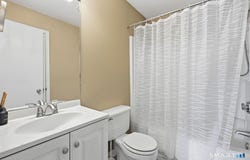 925 Oronoke Road, Waterbury, CT 06708