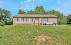 75 Walnut Ridge Rd, Troutville, VA 24175