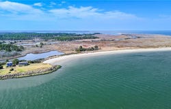 215 LIGHTHOUSE Drive, Hampton, VA 23664