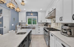 42 Colonial Avenue, Warwick, NY 10990