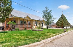 824 W Cedar St, Walsenburg, CO 81089
