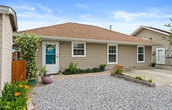 1005 Cypress Ln, Mexico Beach, FL 32456
