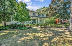 6266 Meadowbrook Drive, Mentor, OH 44060