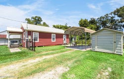309 E Street, Rayne, LA 70578