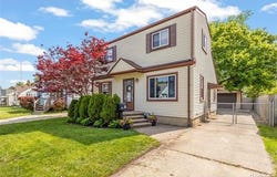 1019 Hoffman Avenue, Royal Oak, MI 48067
