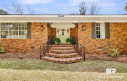 8960 Morphy Avenue, Fairhope, AL 36532