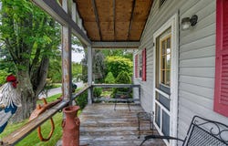 33 E Crossman Avenue, Monroe, NY 10950