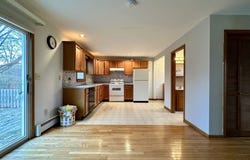 52 Hull Avenue, Wallingford, VT 05773